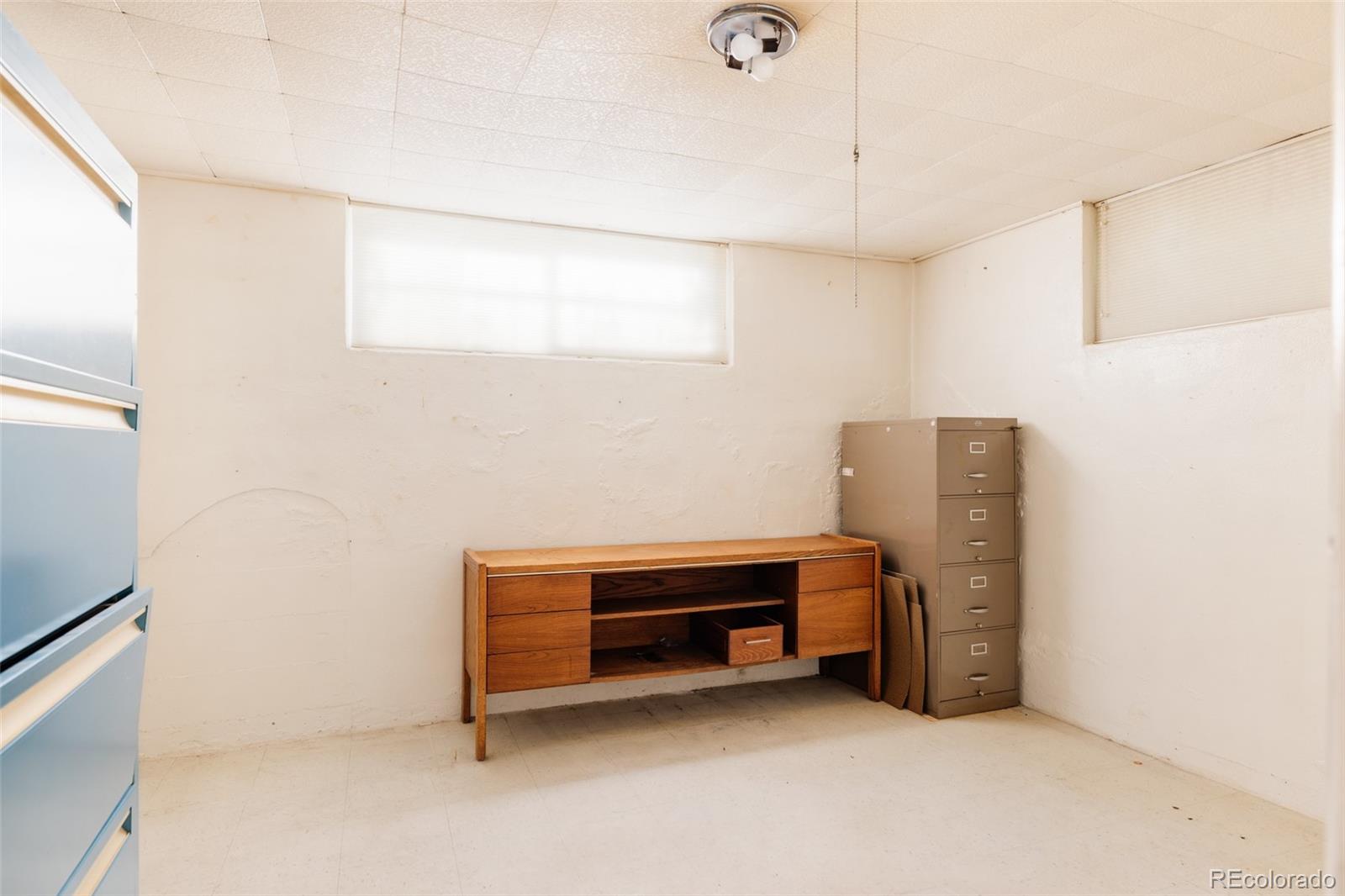 MLS Image #19 for 290  krameria street,denver, Colorado