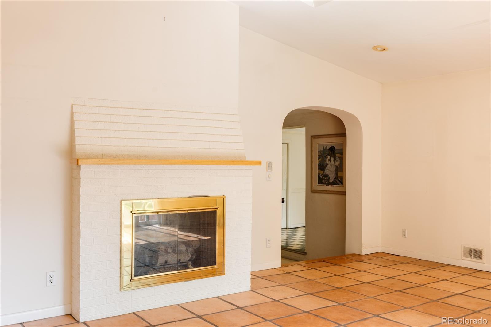 MLS Image #8 for 290  krameria street,denver, Colorado