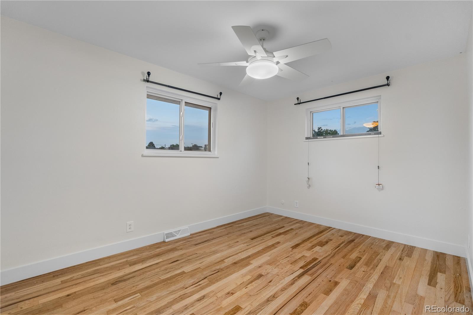 MLS Image #15 for 1260  essex drive,denver, Colorado