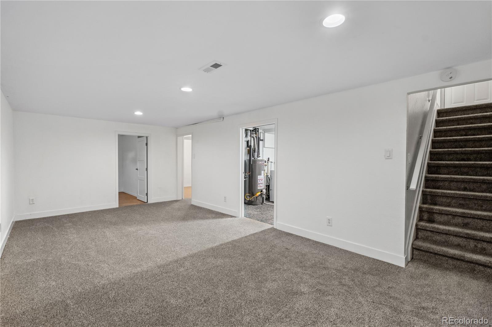 MLS Image #19 for 1260  essex drive,denver, Colorado