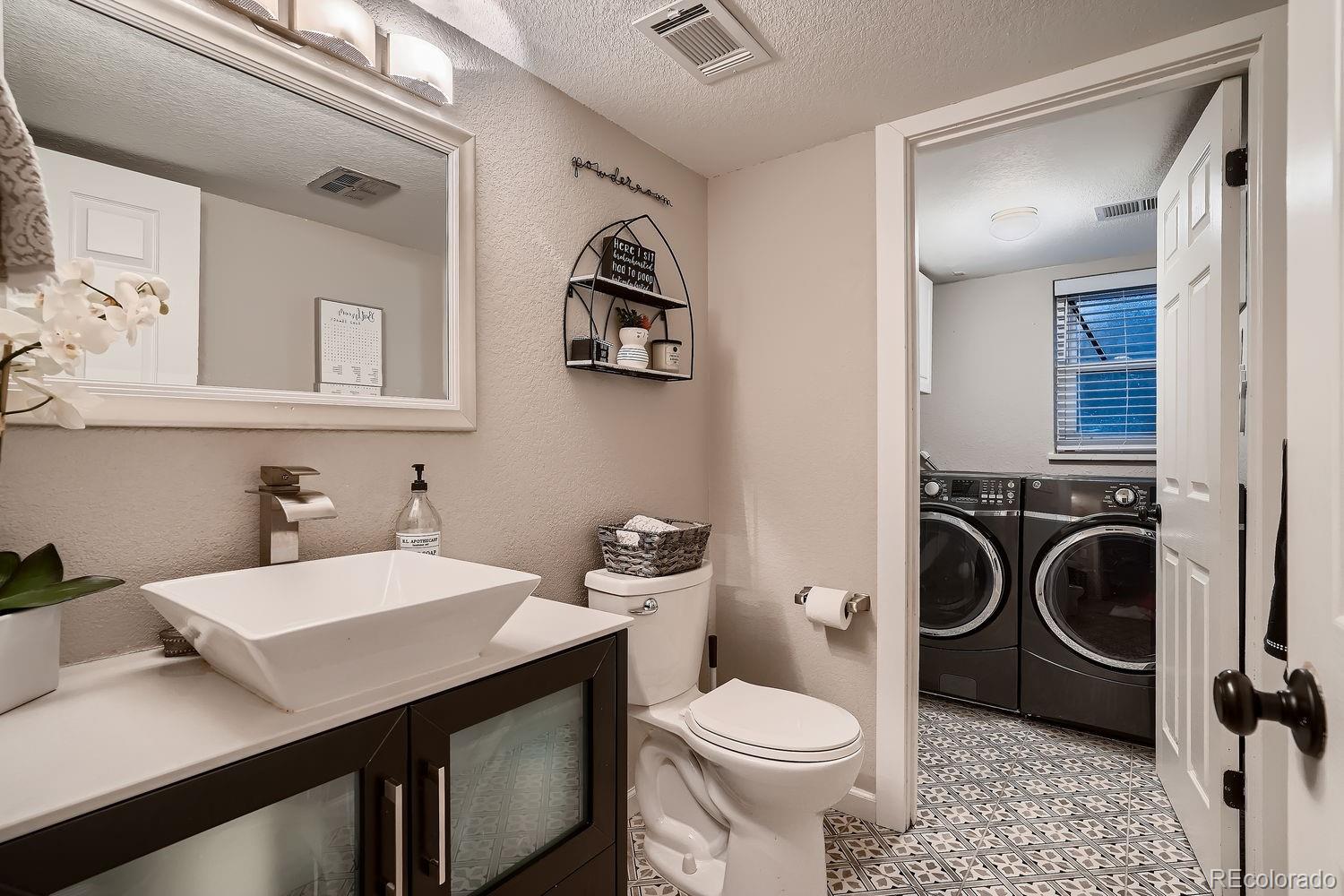 MLS Image #11 for 5611 w bates avenue,denver, Colorado