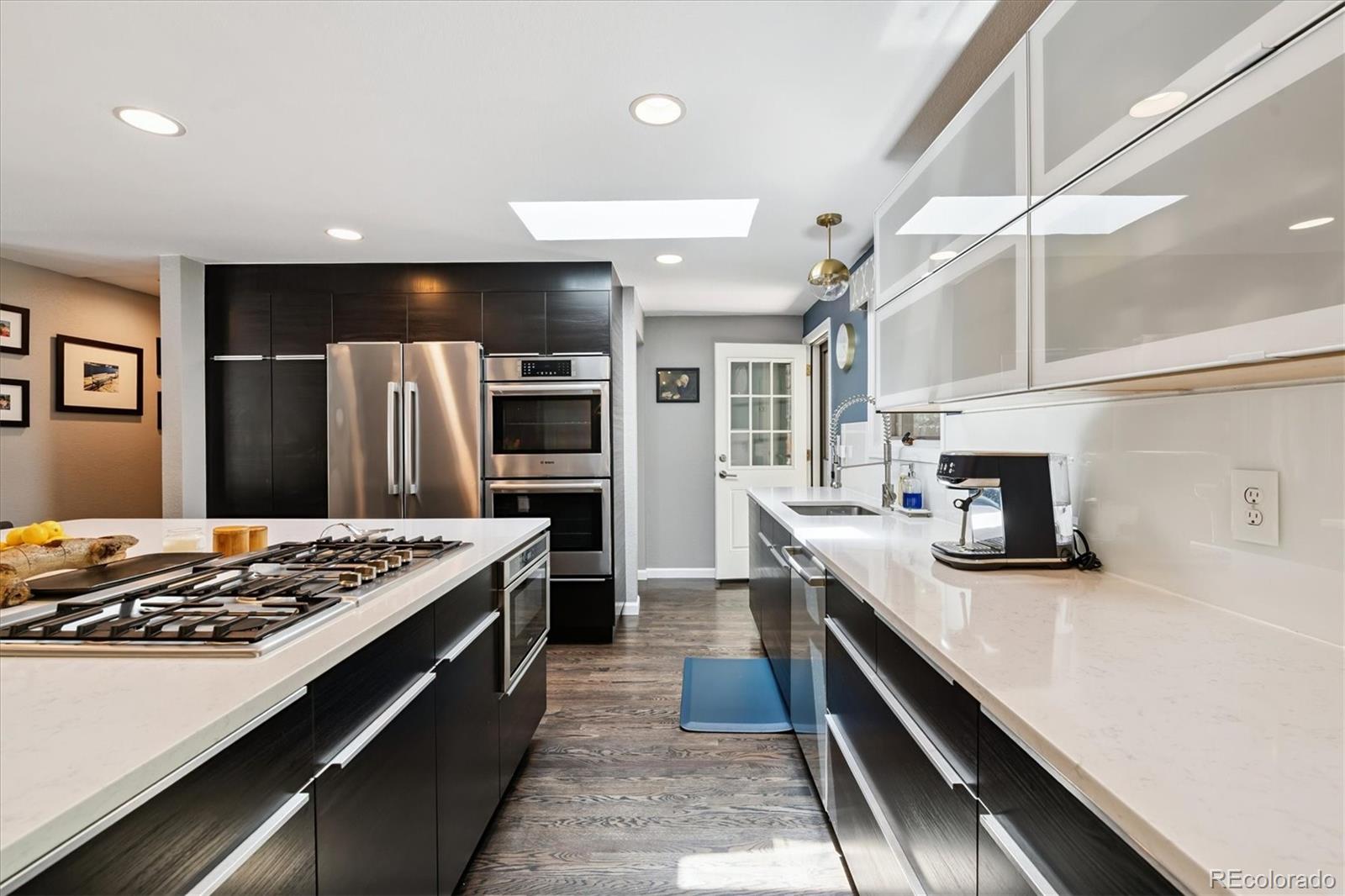 MLS Image #12 for 435 s olive way,denver, Colorado
