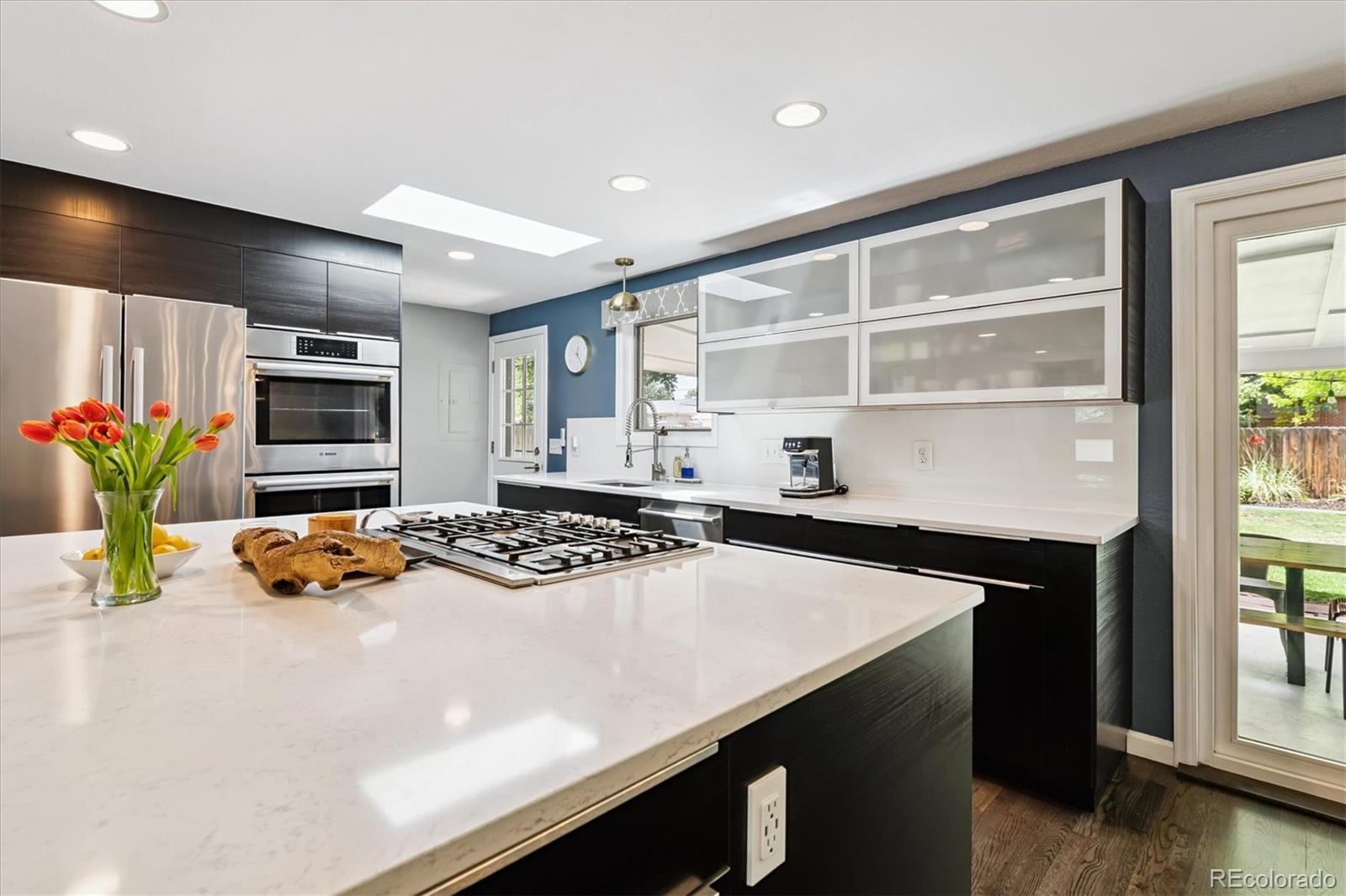 MLS Image #13 for 435 s olive way,denver, Colorado