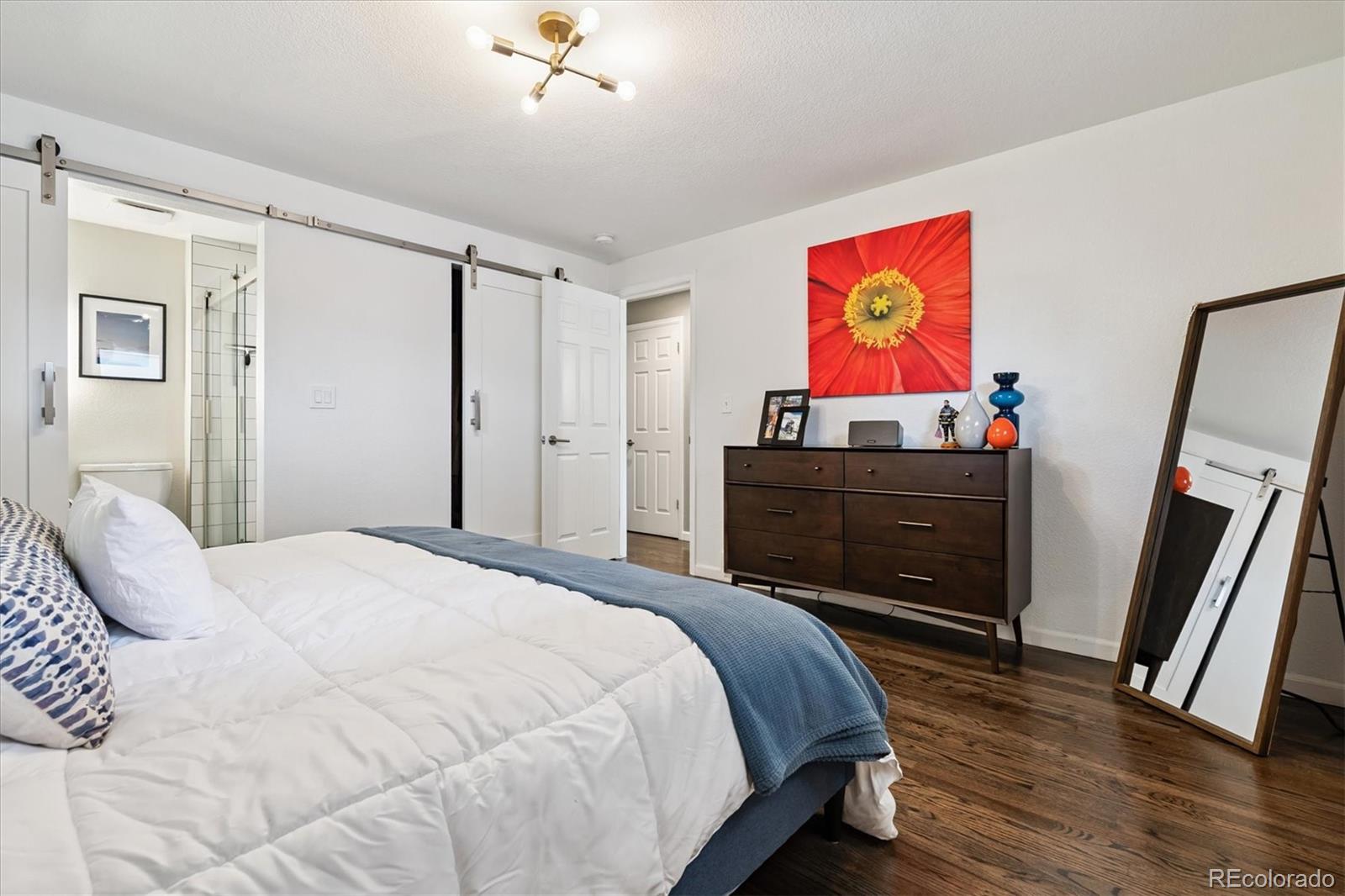 MLS Image #19 for 435 s olive way,denver, Colorado