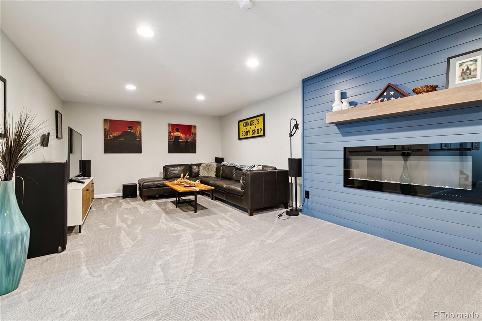 MLS Image #22 for 435 s olive way,denver, Colorado