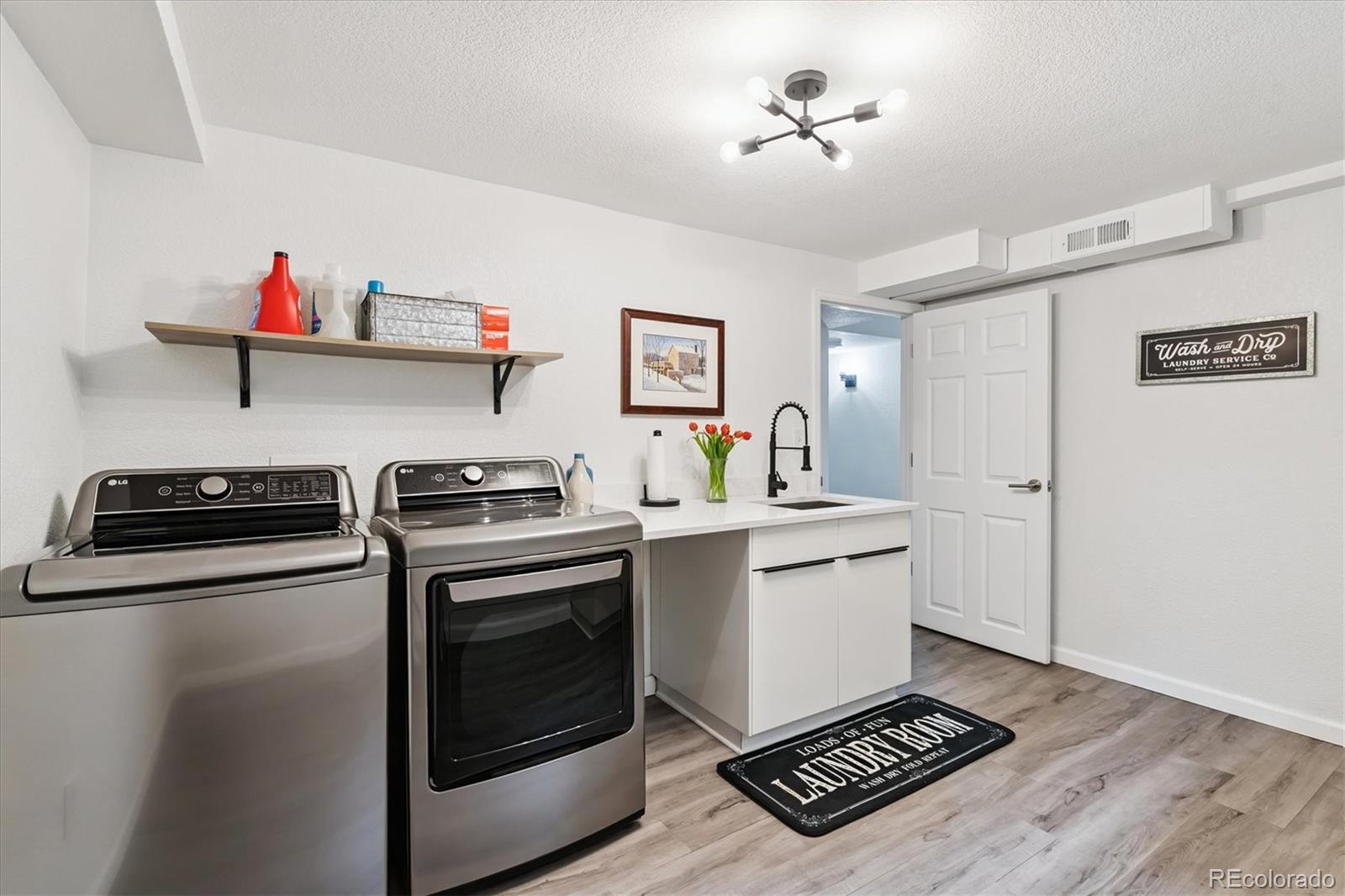 MLS Image #29 for 435 s olive way,denver, Colorado