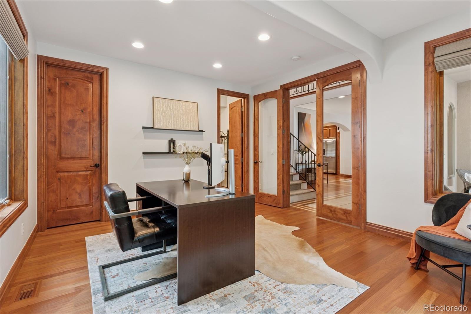 MLS Image #14 for 1026 s cook street,denver, Colorado