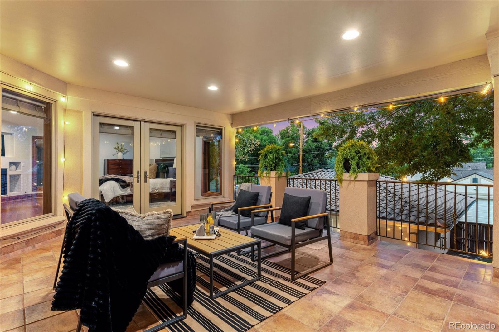 MLS Image #19 for 1026 s cook street,denver, Colorado
