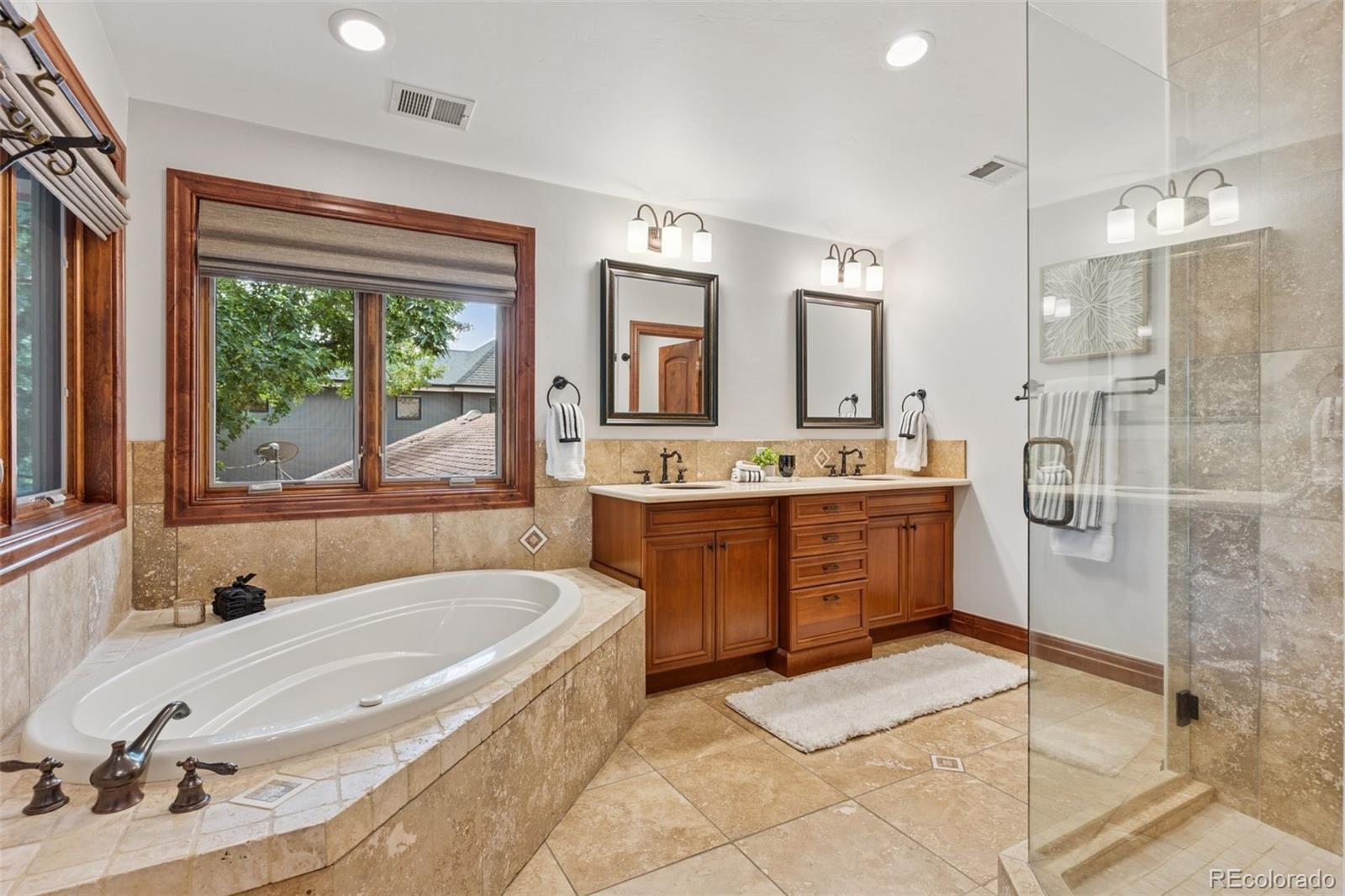 MLS Image #21 for 1026 s cook street,denver, Colorado