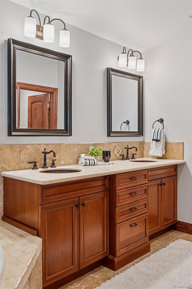 MLS Image #22 for 1026 s cook street,denver, Colorado