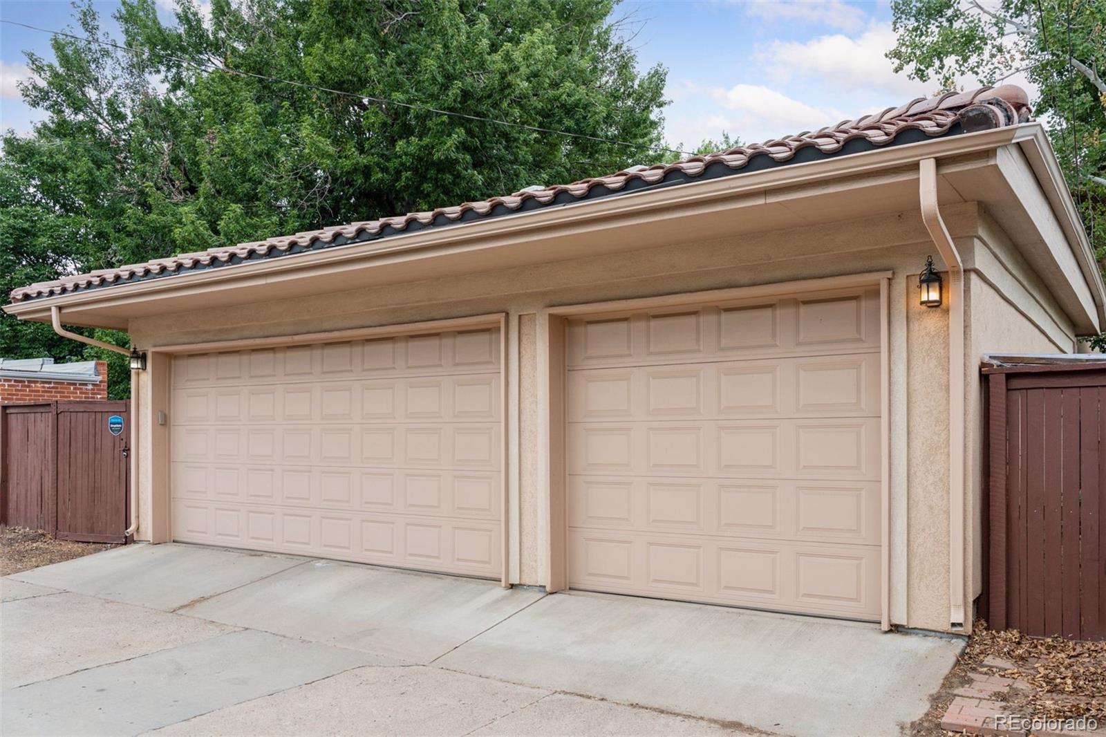 MLS Image #38 for 1026 s cook street,denver, Colorado