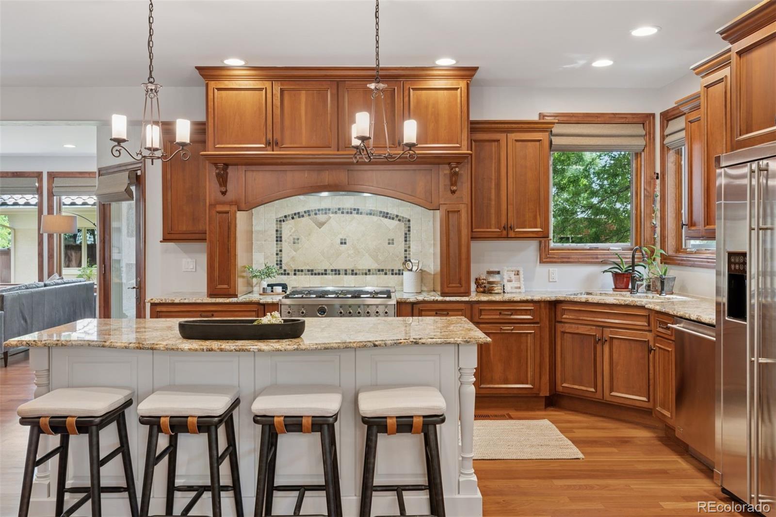 MLS Image #9 for 1026 s cook street,denver, Colorado