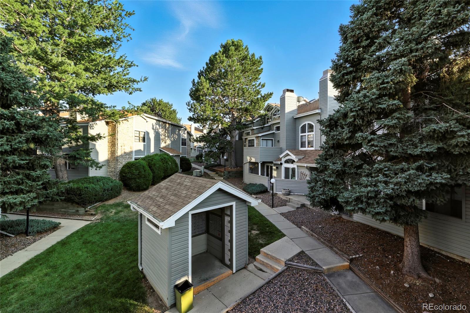 MLS Image #11 for 922 s walden street 201,aurora, Colorado