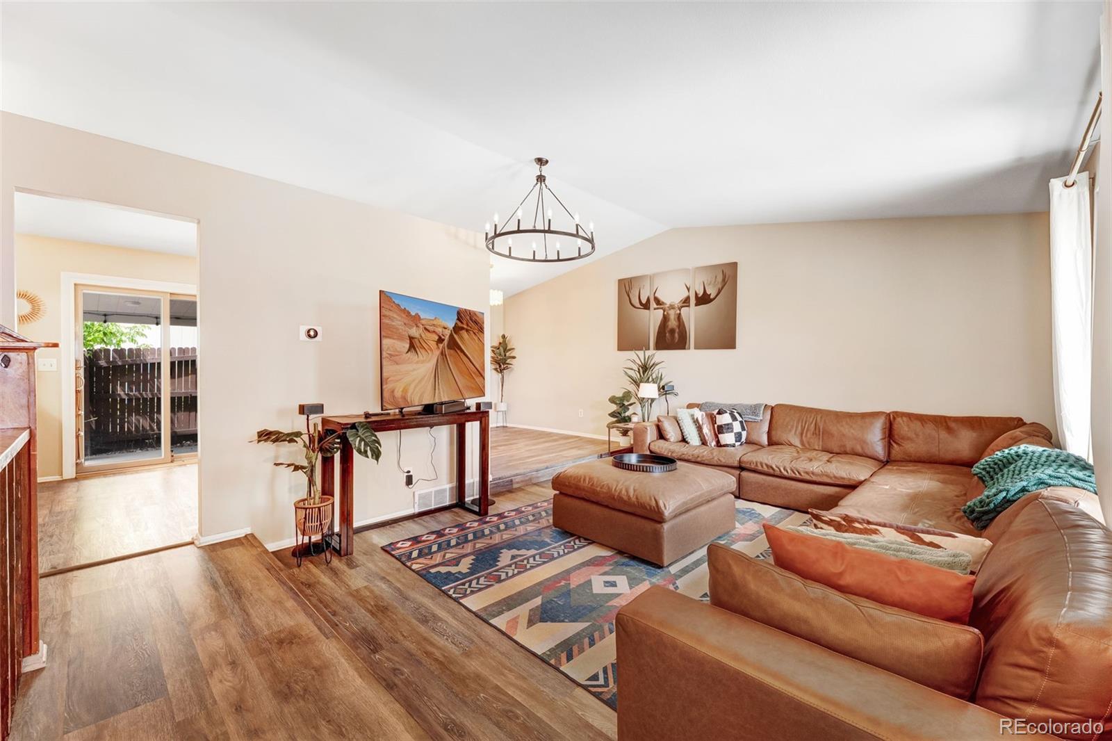 MLS Image #3 for 6699 s cherry way,centennial, Colorado