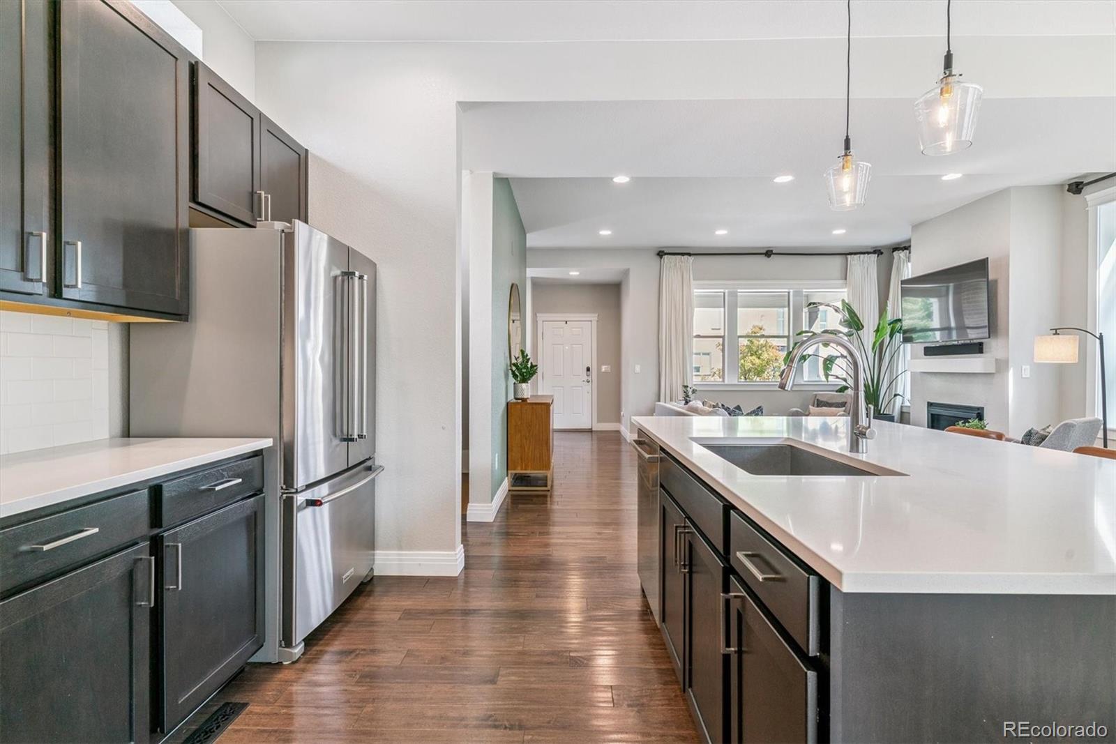 MLS Image #14 for 11120 e 26th avenue,aurora, Colorado