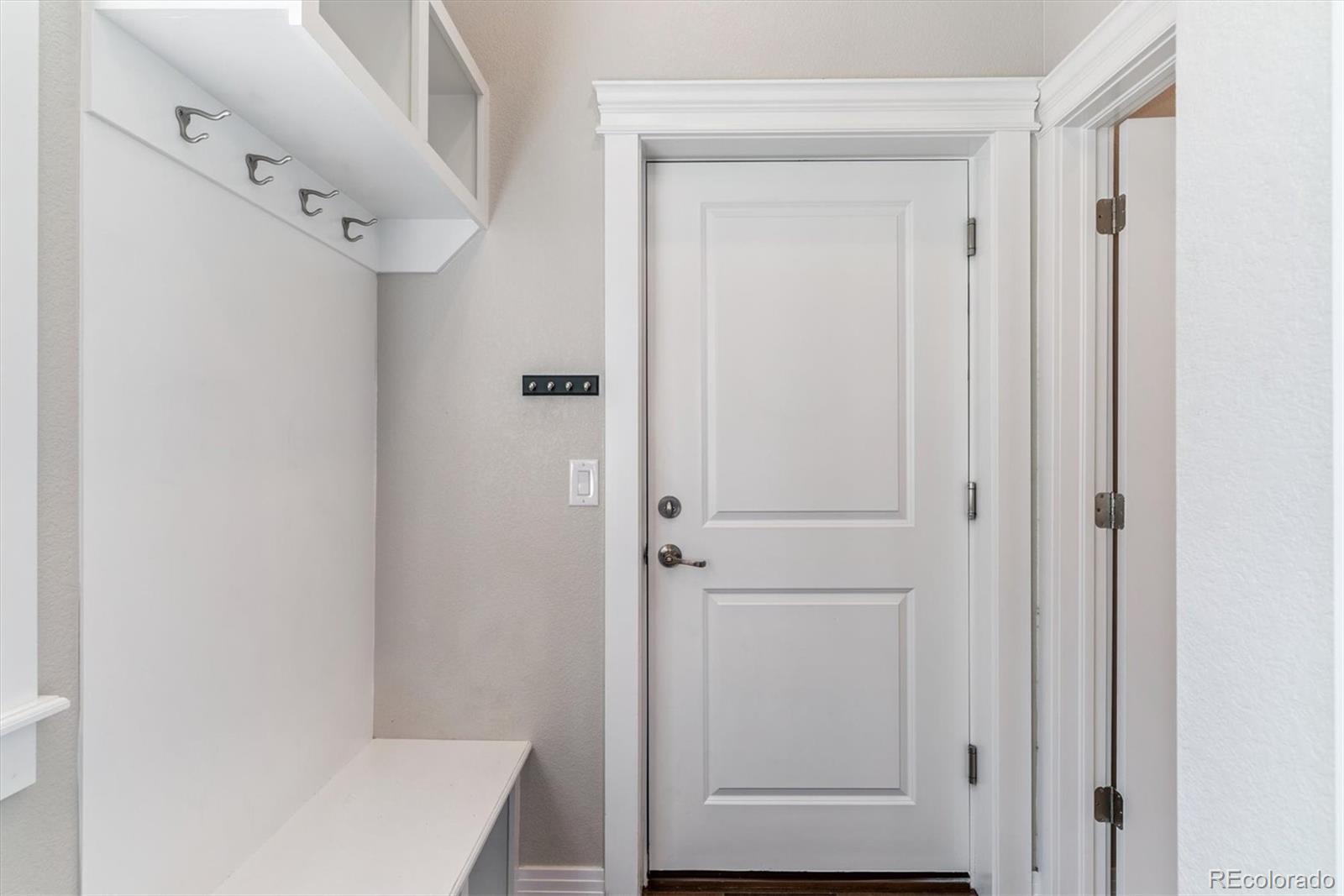 MLS Image #19 for 11120 e 26th avenue,aurora, Colorado