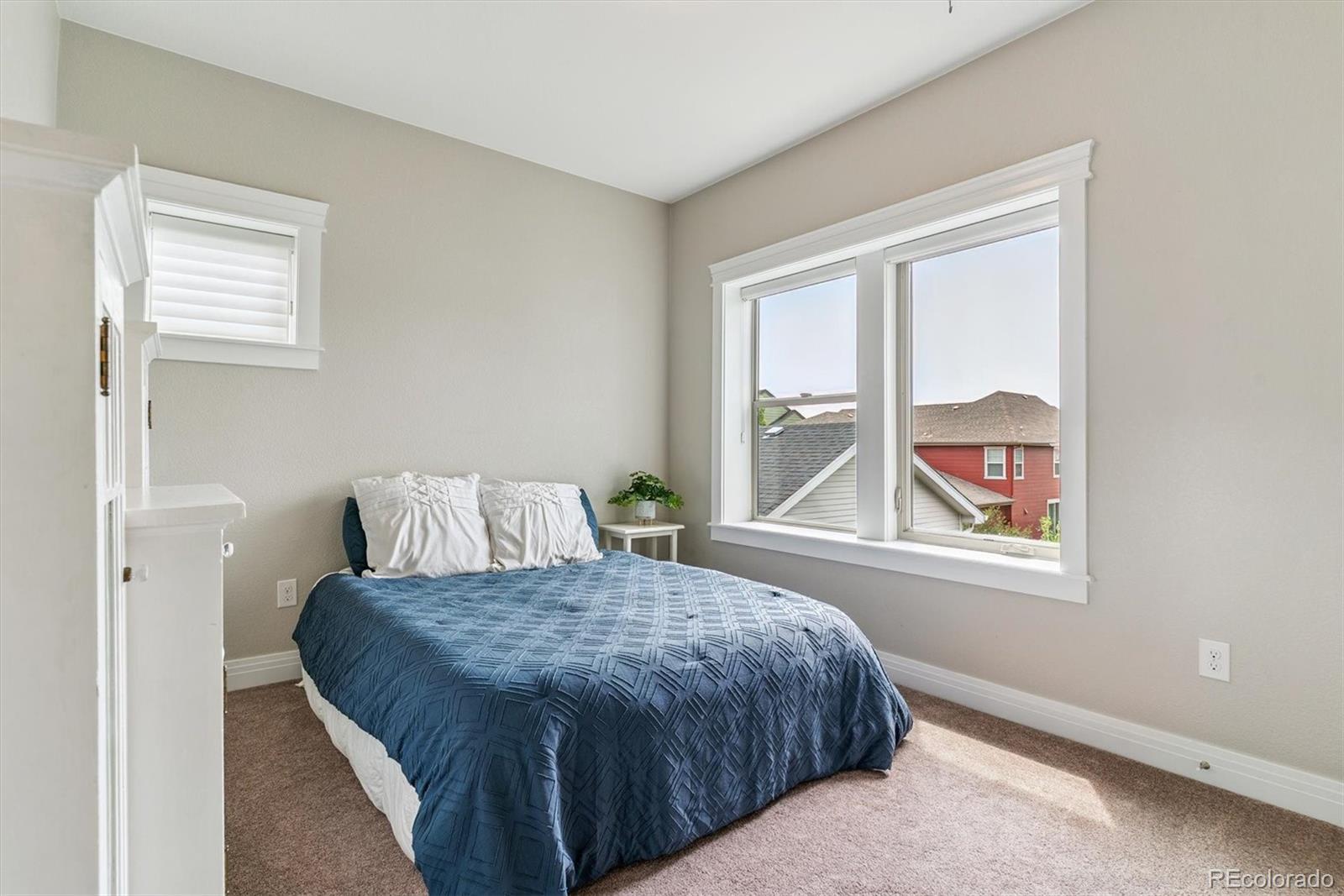 MLS Image #25 for 11120 e 26th avenue,aurora, Colorado