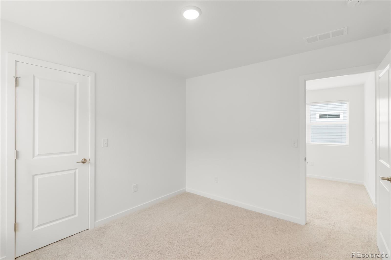 MLS Image #4 for 6325  laud point,colorado springs, Colorado