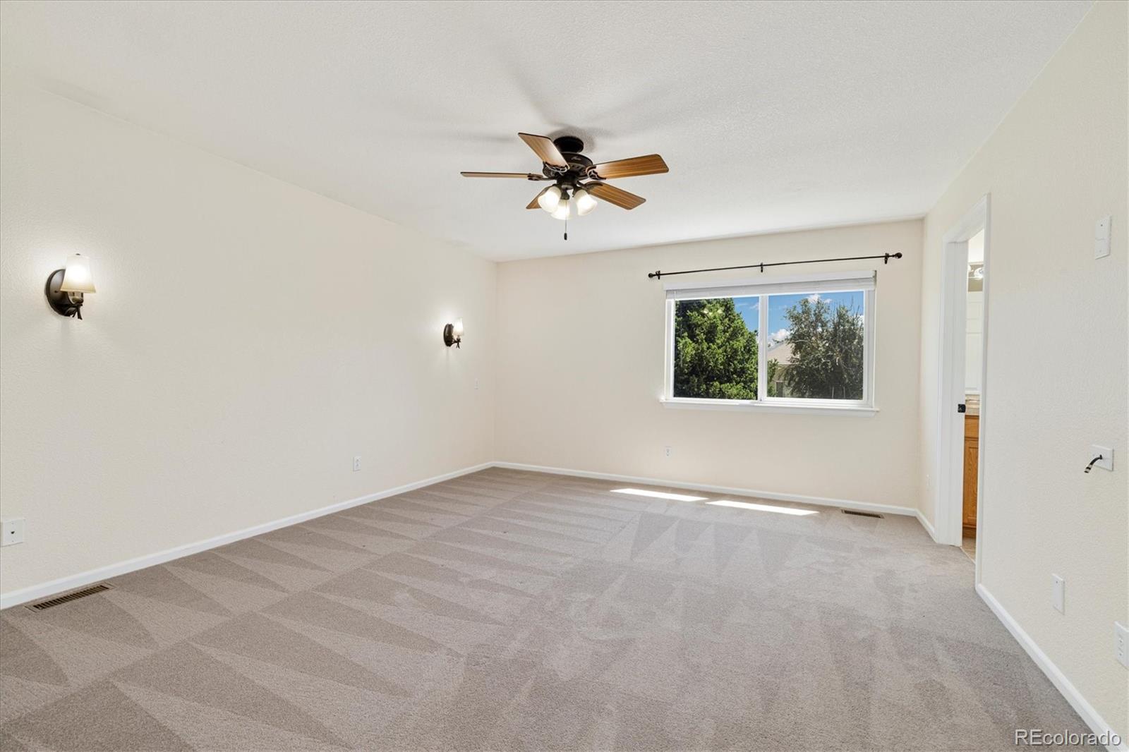 MLS Image #16 for 4822  jebel street,denver, Colorado