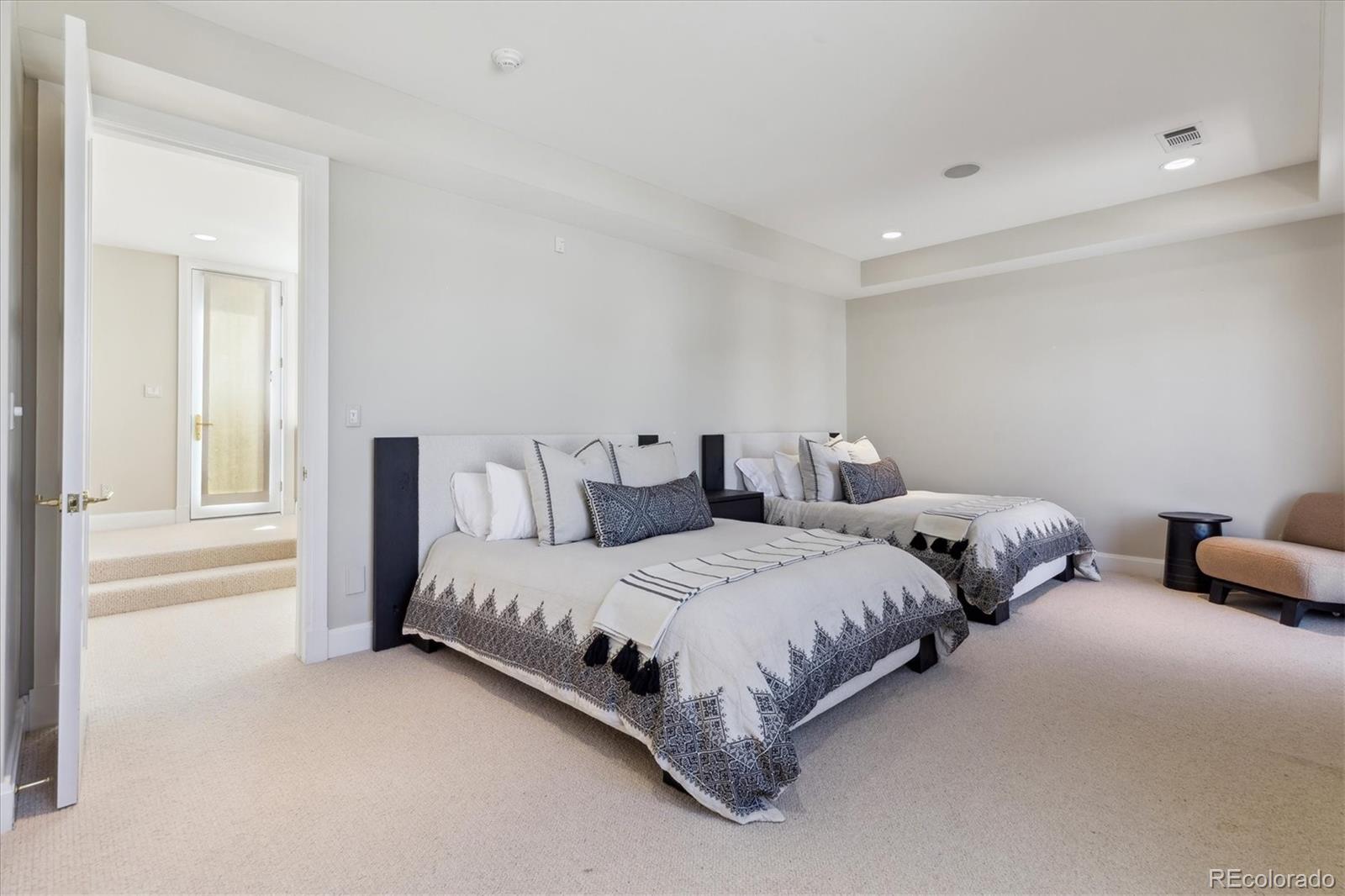 MLS Image #22 for 335  saint paul street ,denver, Colorado