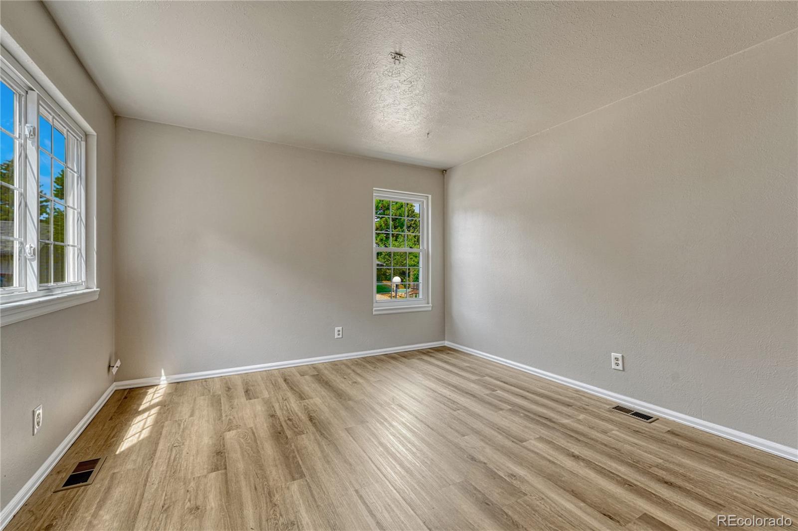 MLS Image #13 for 310  cobblestone drive ,colorado springs, Colorado