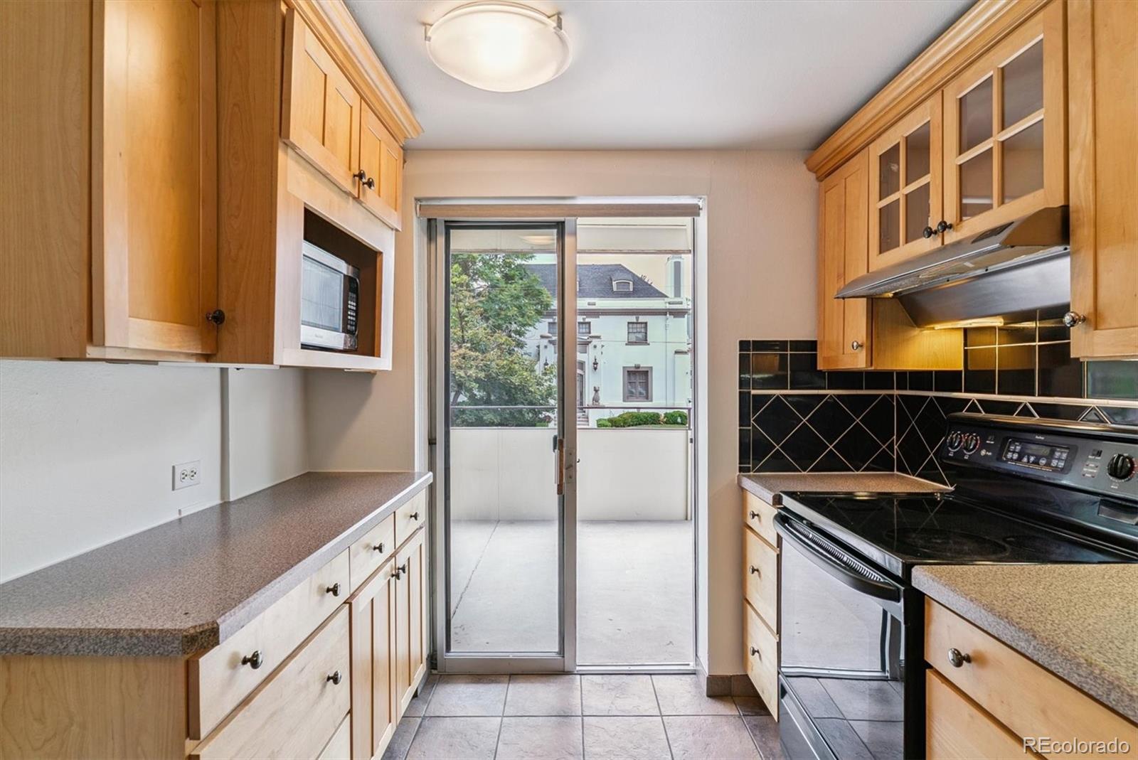 MLS Image #15 for 700 n washington street 201,denver, Colorado