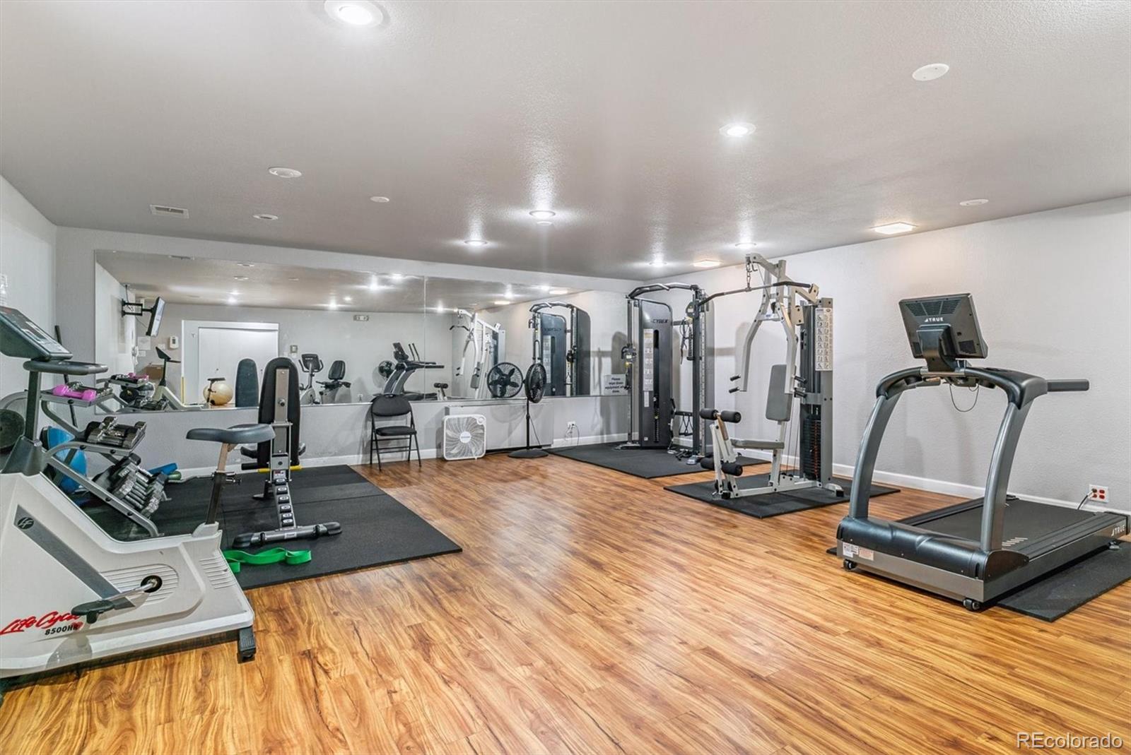 MLS Image #31 for 700 n washington street 201,denver, Colorado