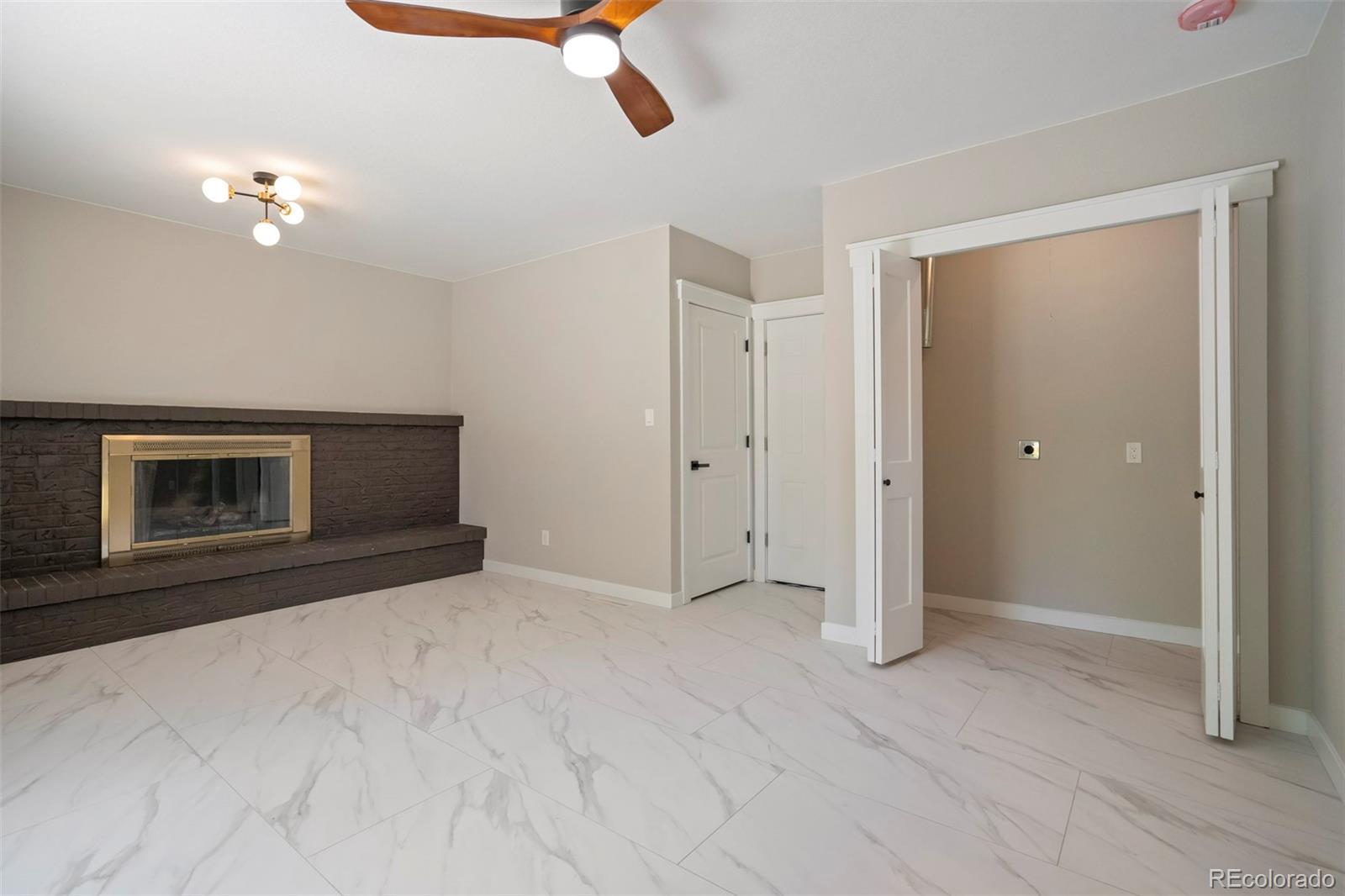 MLS Image #16 for 2215  northglen drive,colorado springs, Colorado