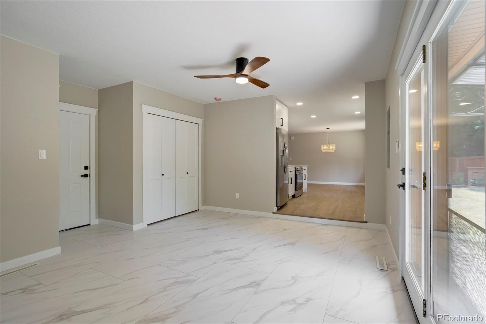 MLS Image #18 for 2215  northglen drive,colorado springs, Colorado