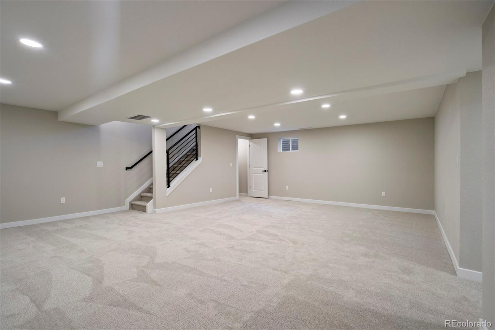 MLS Image #31 for 2215  northglen drive,colorado springs, Colorado