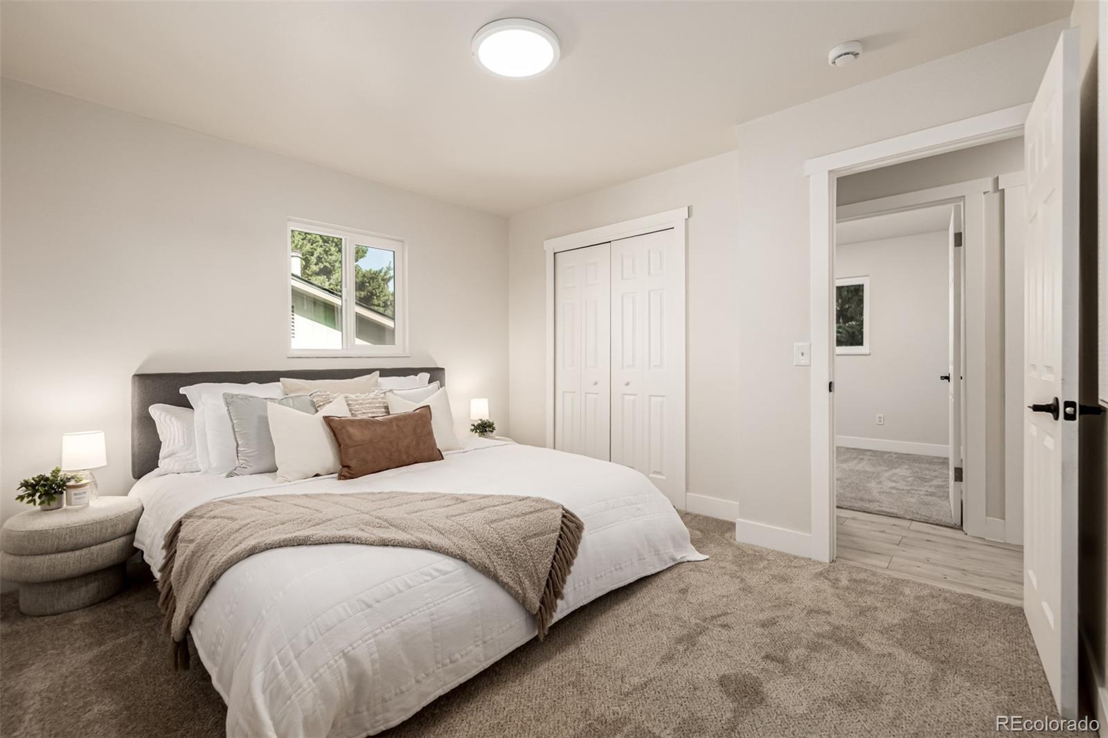 MLS Image #13 for 2221 e 84th avenue,denver, Colorado