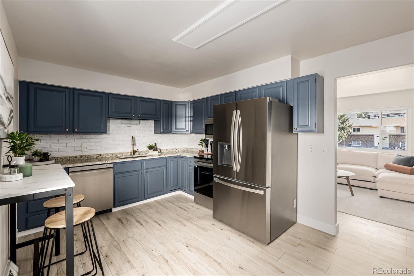 MLS Image #8 for 2221 e 84th avenue,denver, Colorado