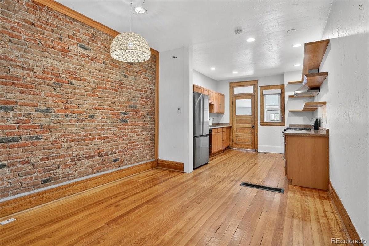 MLS Image #12 for 3034 n high street,denver, Colorado