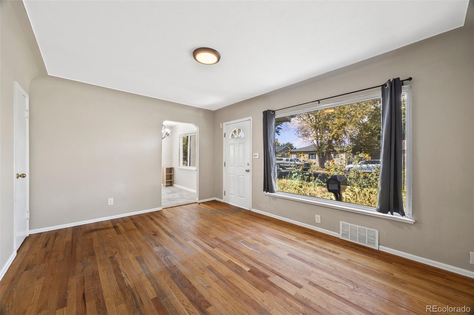 MLS Image #3 for 2356  elmira street,aurora, Colorado