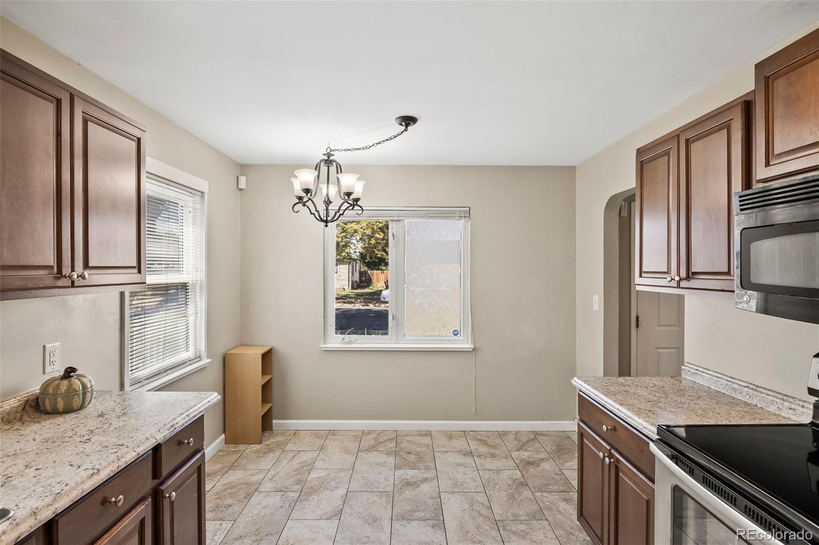 MLS Image #5 for 2356  elmira street,aurora, Colorado