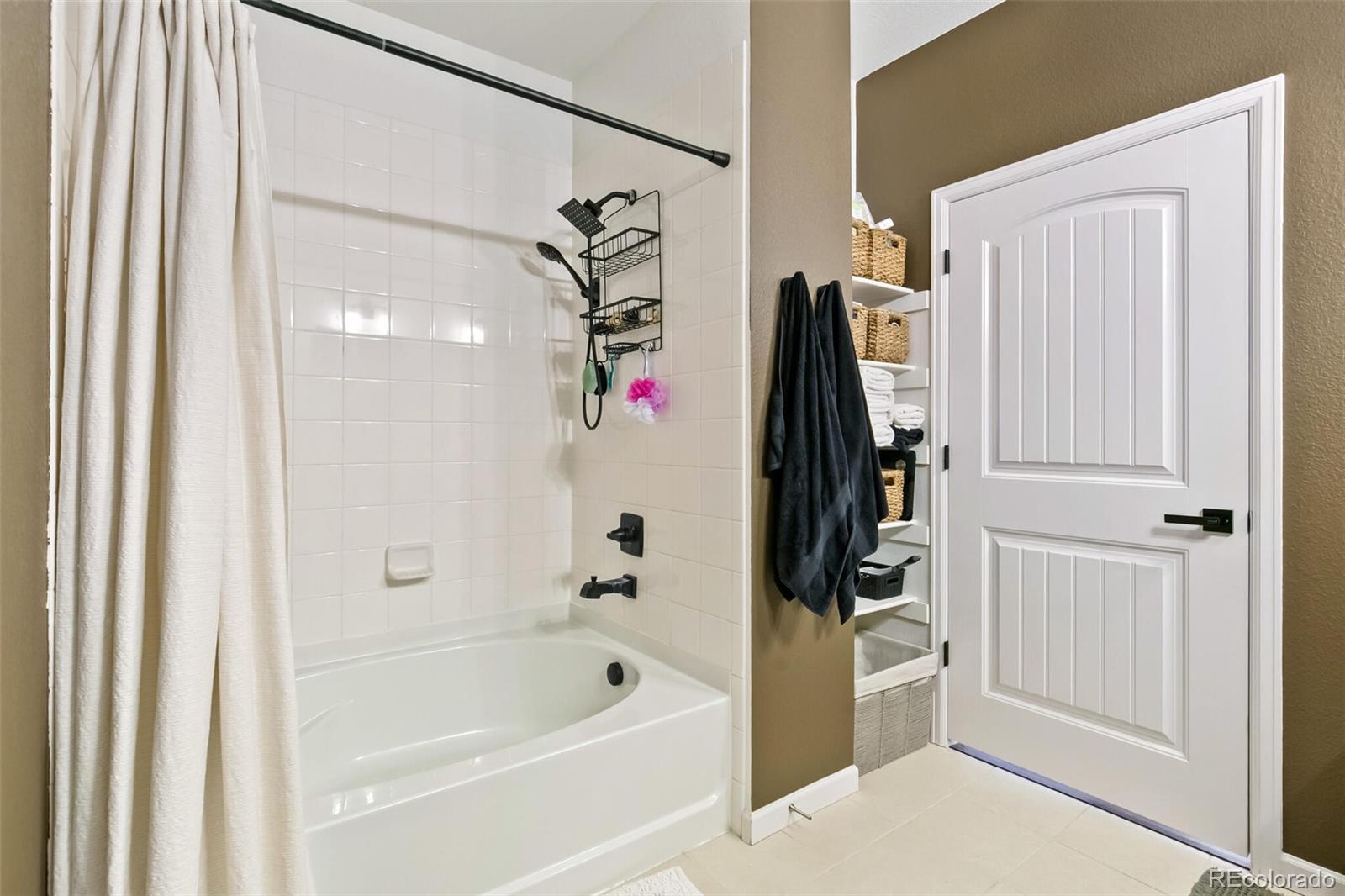 MLS Image #18 for 4605  copeland loop 204,highlands ranch, Colorado