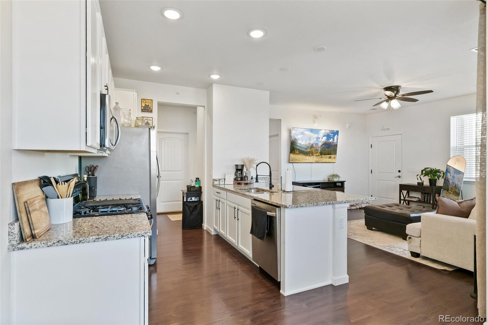 MLS Image #9 for 4605  copeland loop 204,highlands ranch, Colorado