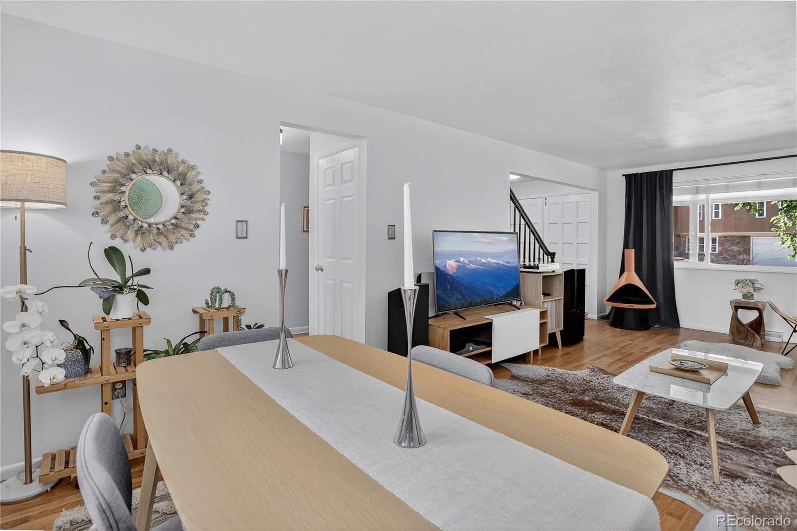 MLS Image #11 for 2842 s vincennes way,denver, Colorado