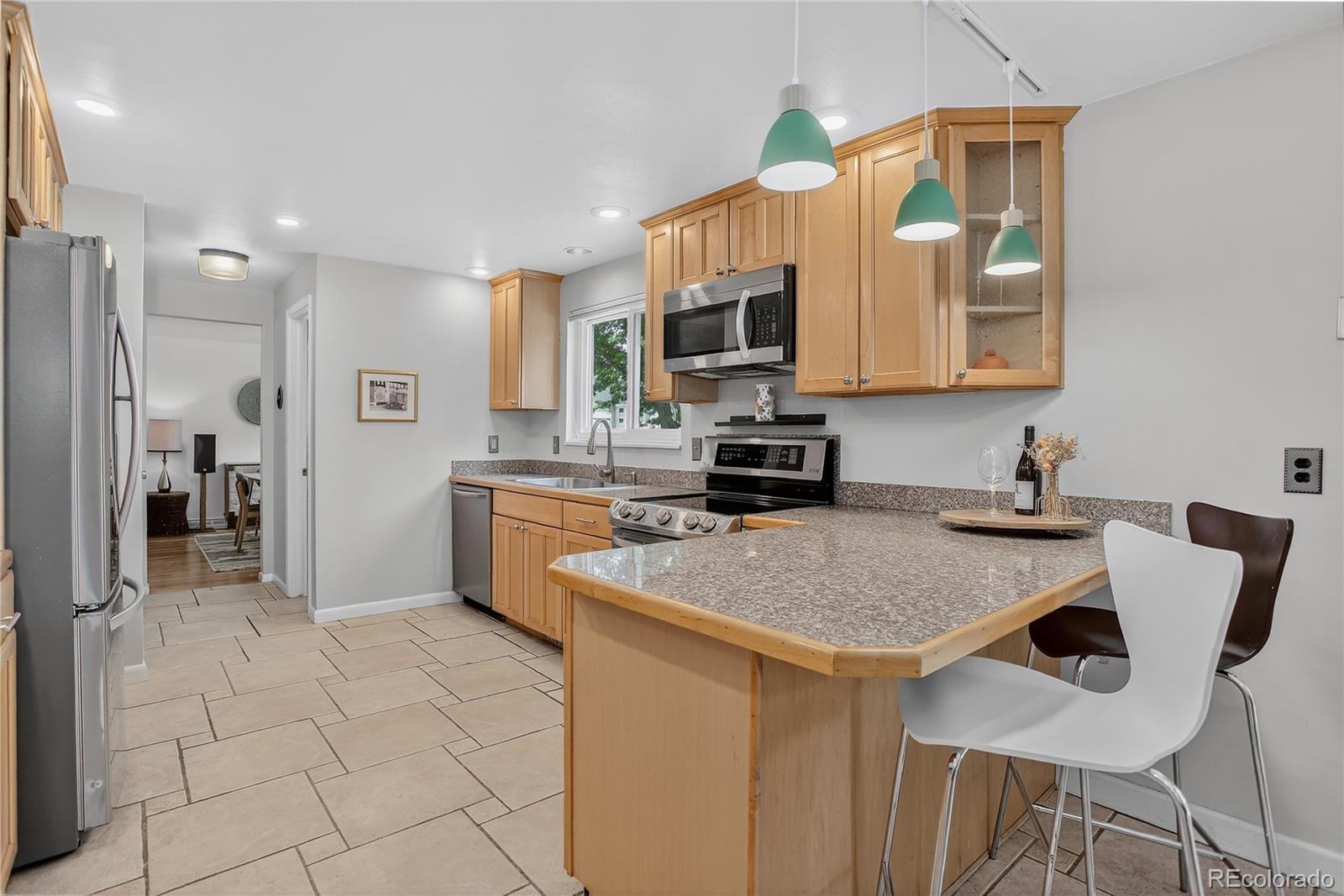 MLS Image #16 for 2842 s vincennes way,denver, Colorado