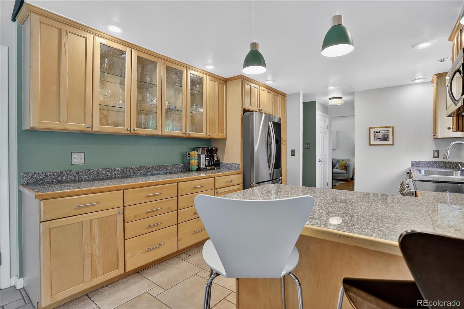 MLS Image #17 for 2842 s vincennes way,denver, Colorado