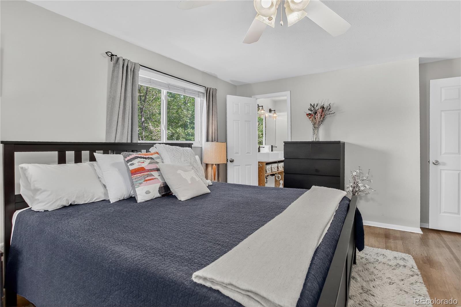 MLS Image #25 for 2842 s vincennes way,denver, Colorado