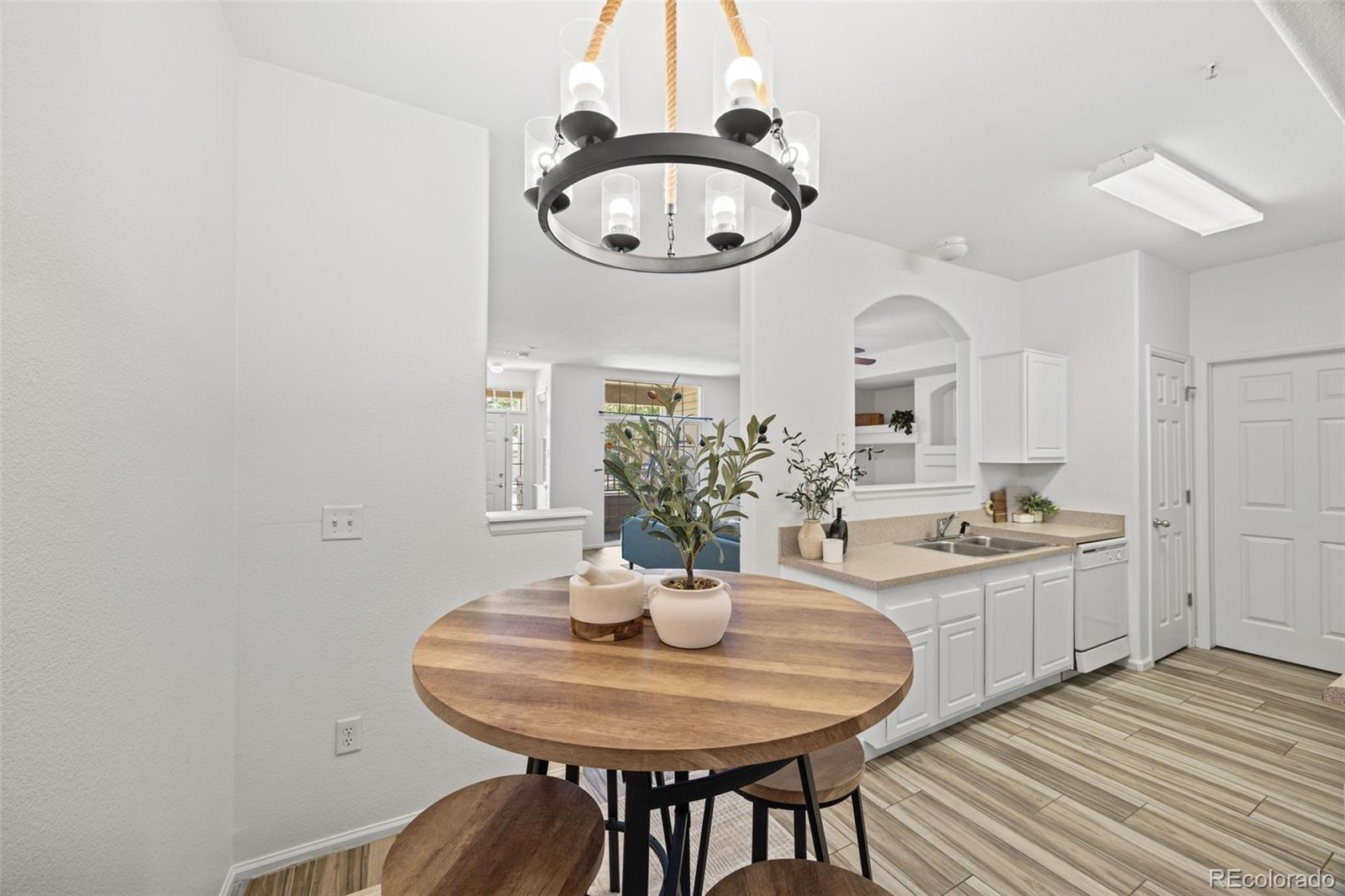 MLS Image #6 for 9468 e florida avenue,denver, Colorado