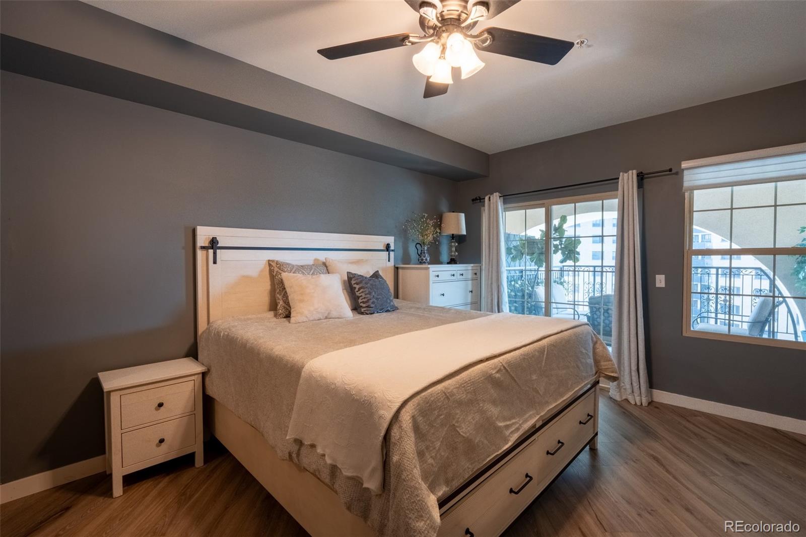 MLS Image #11 for 925 n lincoln street,denver, Colorado