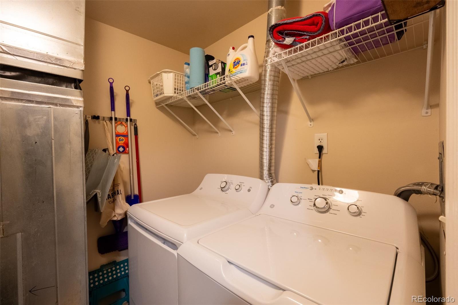 MLS Image #17 for 925 n lincoln street,denver, Colorado