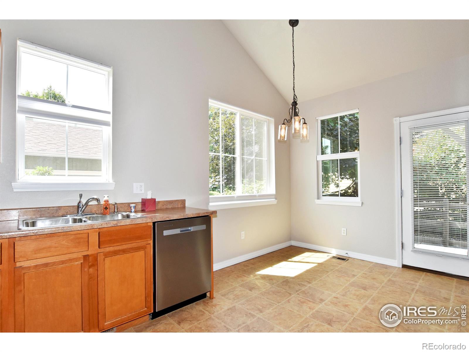 MLS Image #14 for 2127  nancy gray avenue,fort collins, Colorado