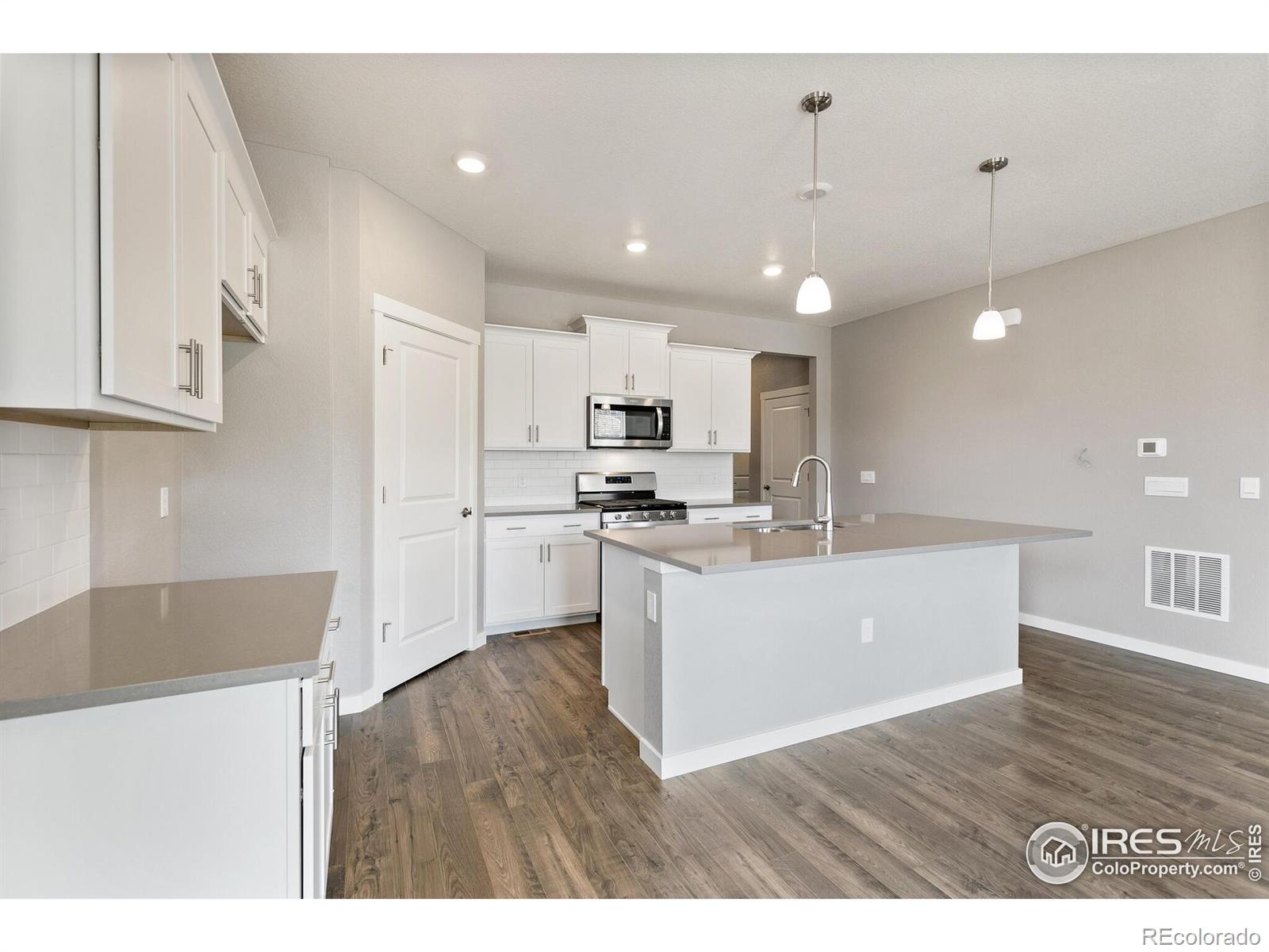 MLS Image #7 for 832  elias tarn drive,severance, Colorado