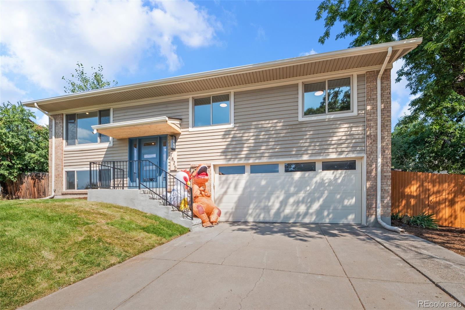 MLS Image #3 for 1825 s zang court,lakewood, Colorado