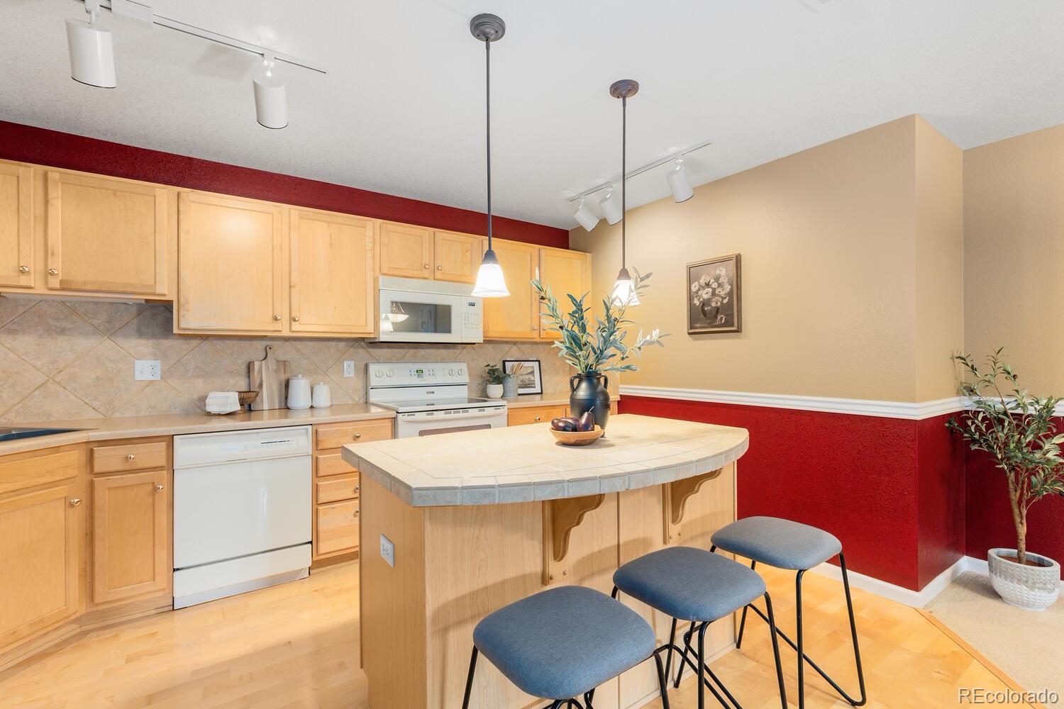 MLS Image #13 for 9876 w freiburg drive f,littleton, Colorado