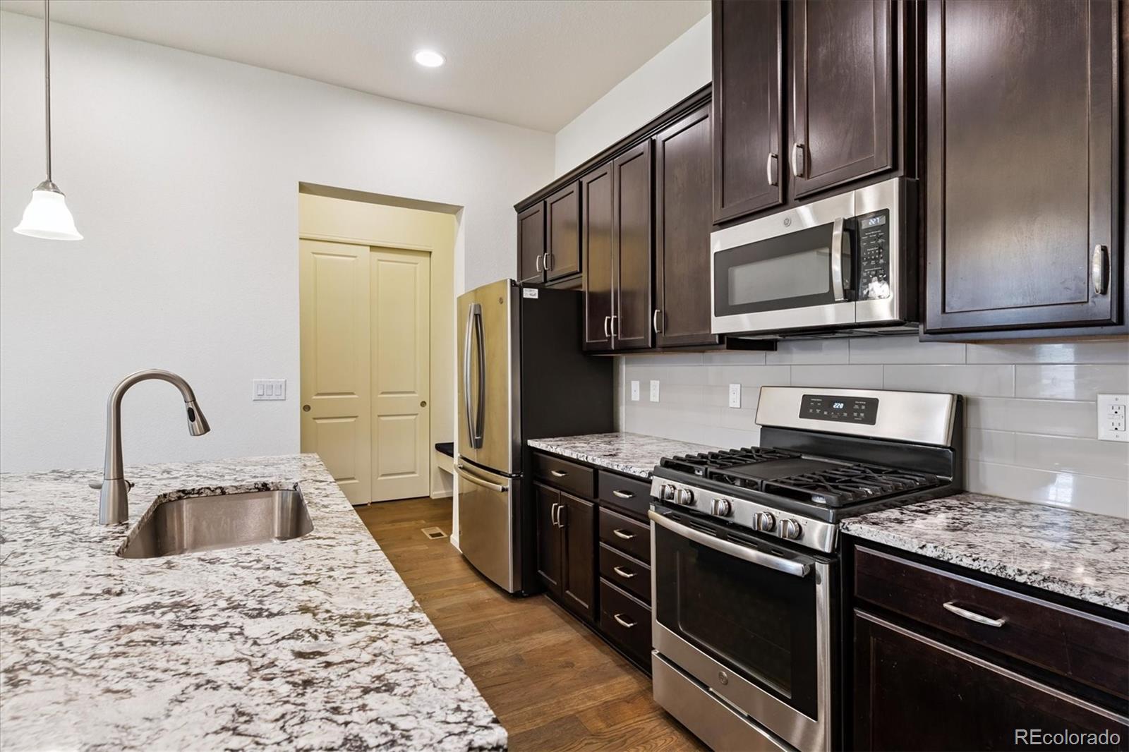 MLS Image #6 for 8252 s jackson gap court,aurora, Colorado