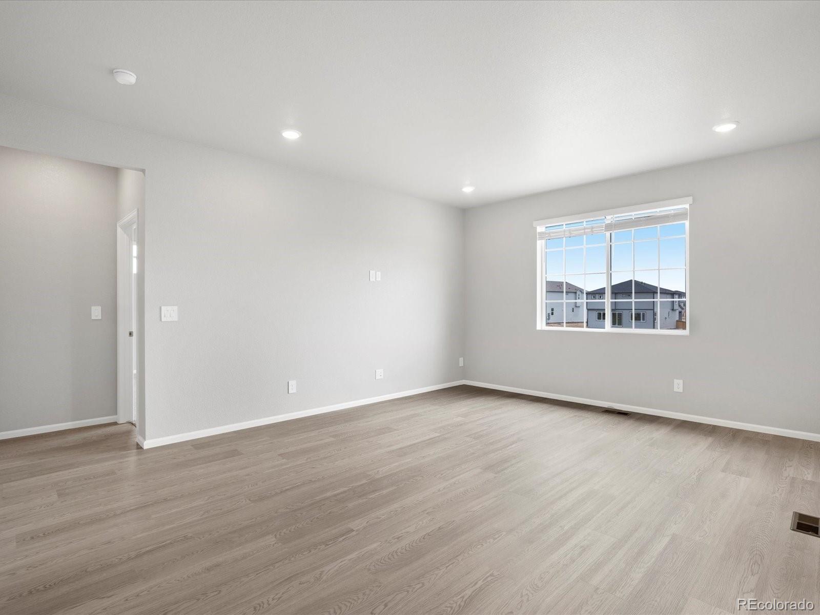 MLS Image #9 for 17414 e 90th place,commerce city, Colorado